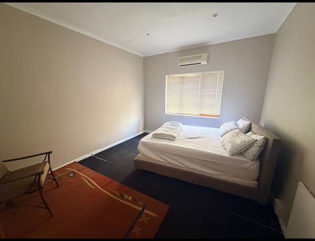 3 BEDROOM FREESTANDING TO LET IN MILL PARK
